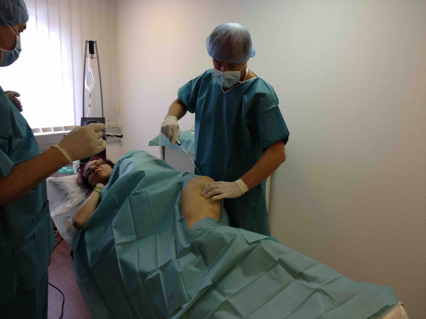 Zákrok Aspen Combi Lipo v lokální anestezii
